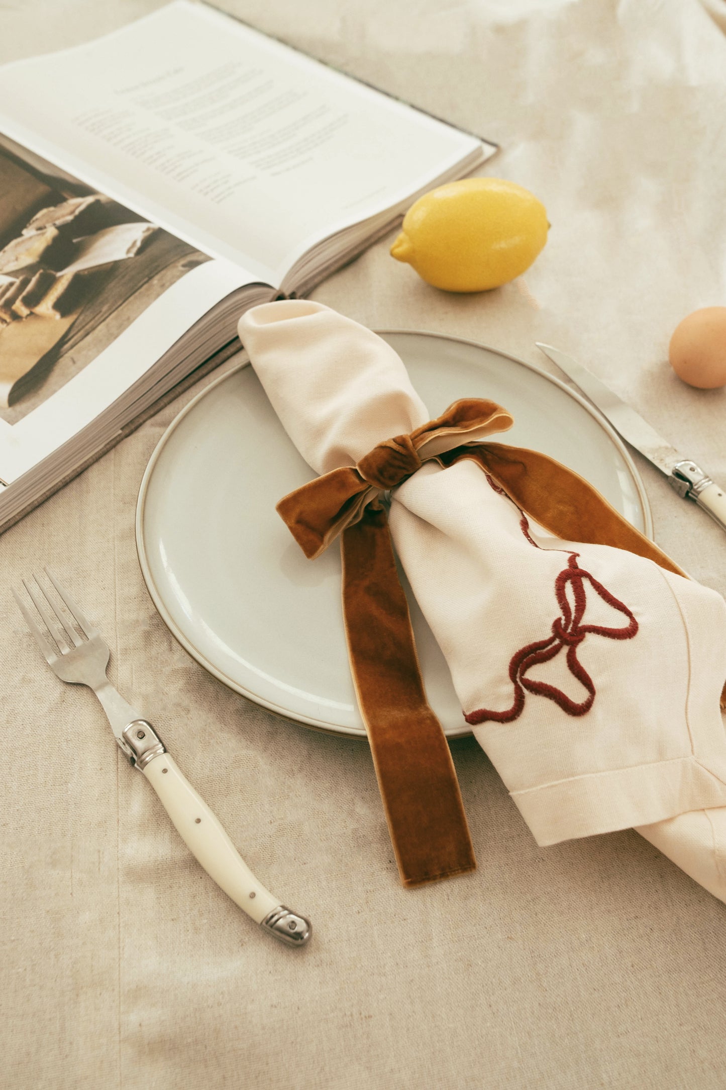 Napkin Ring - Mid Brown