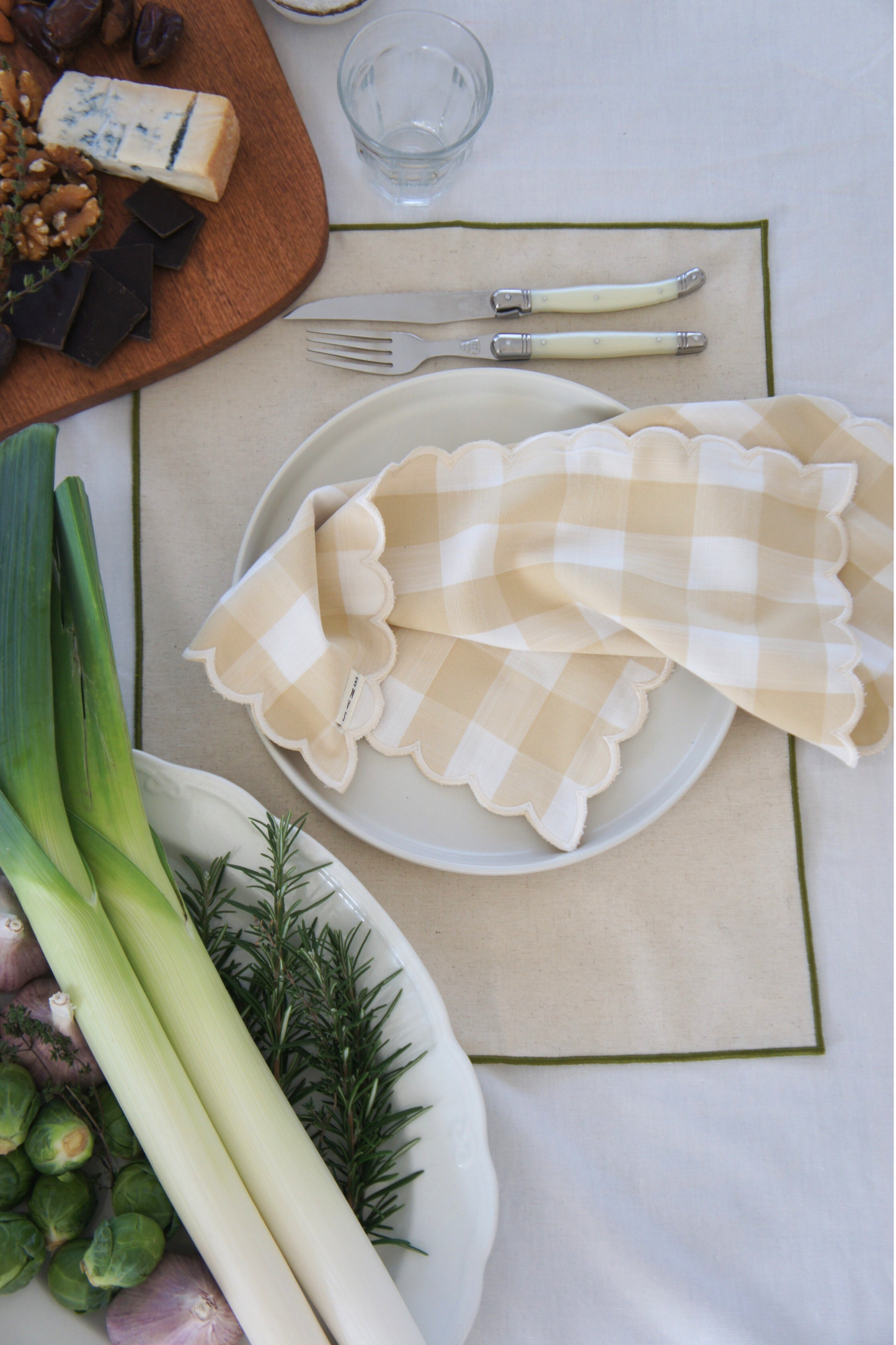 Scallop Napkin - Beige Checker