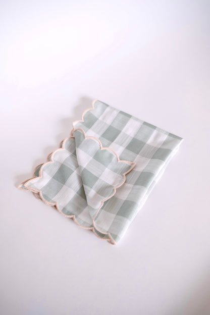 Scallop Placemat - Sage Checker